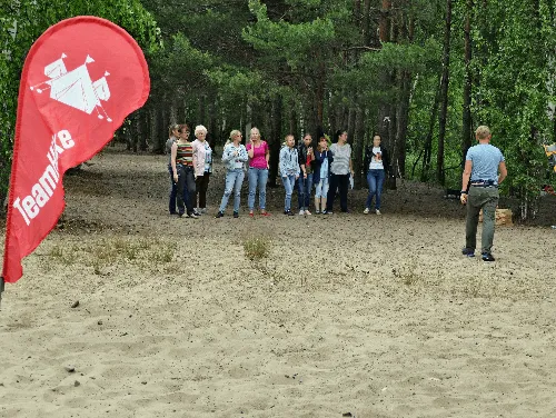 Тимбилдинг на пруду в Лыткарино для медицинской клиники